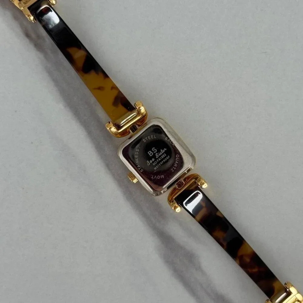 Sku0447 Vintage inspired‎ Gold Brown Women Classic Square Watch + gift bag